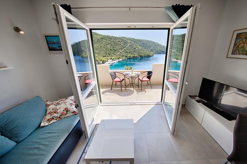 Apartments Ladesta Lastovo ห้อง รูปภาพ