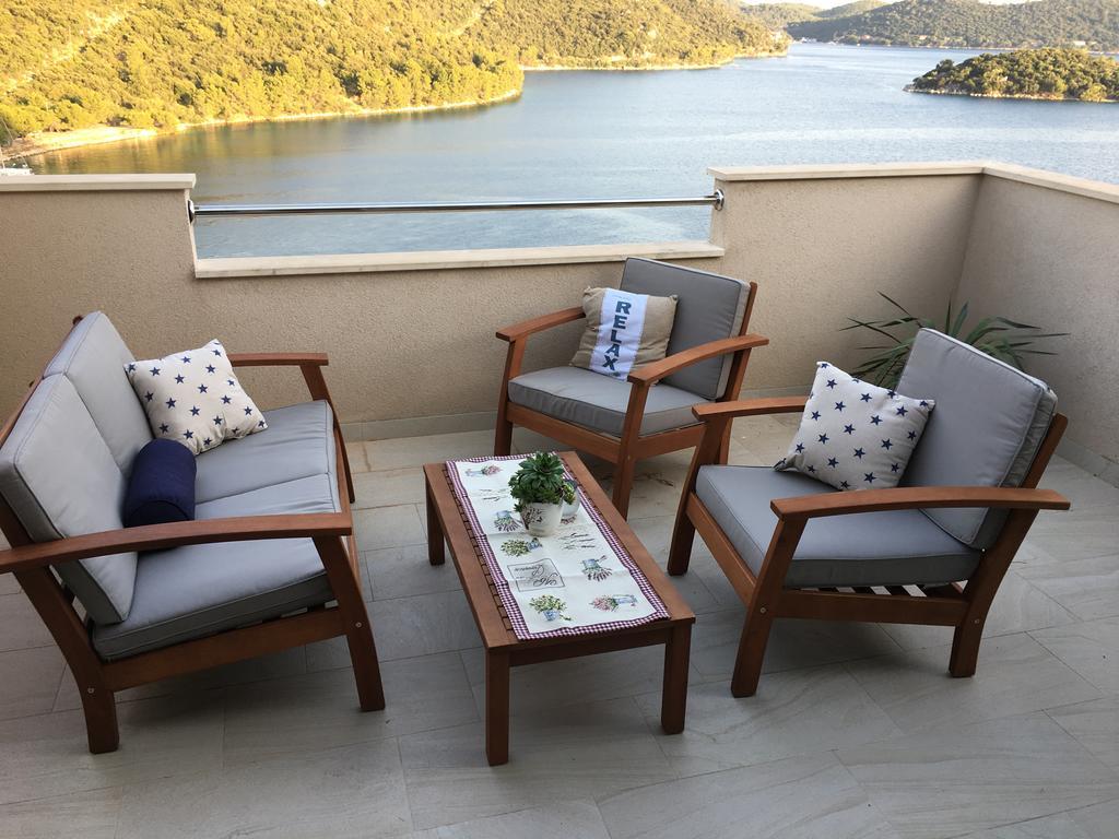 Apartments Ladesta Lastovo ภายนอก รูปภาพ