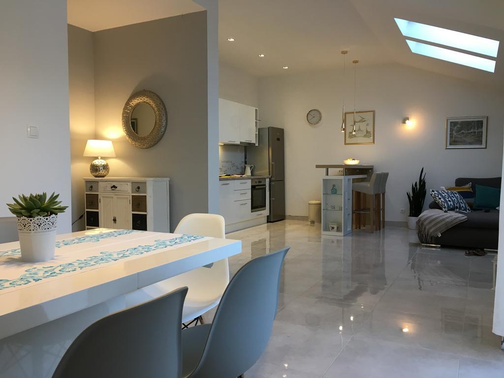 Apartments Ladesta Lastovo ภายนอก รูปภาพ