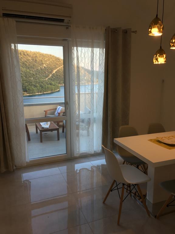 Apartments Ladesta Lastovo ภายนอก รูปภาพ