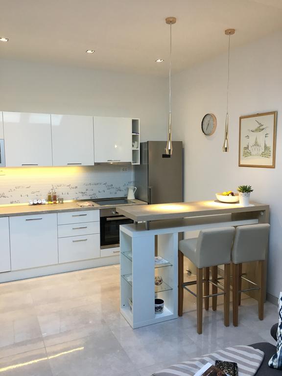 Apartments Ladesta Lastovo ภายนอก รูปภาพ