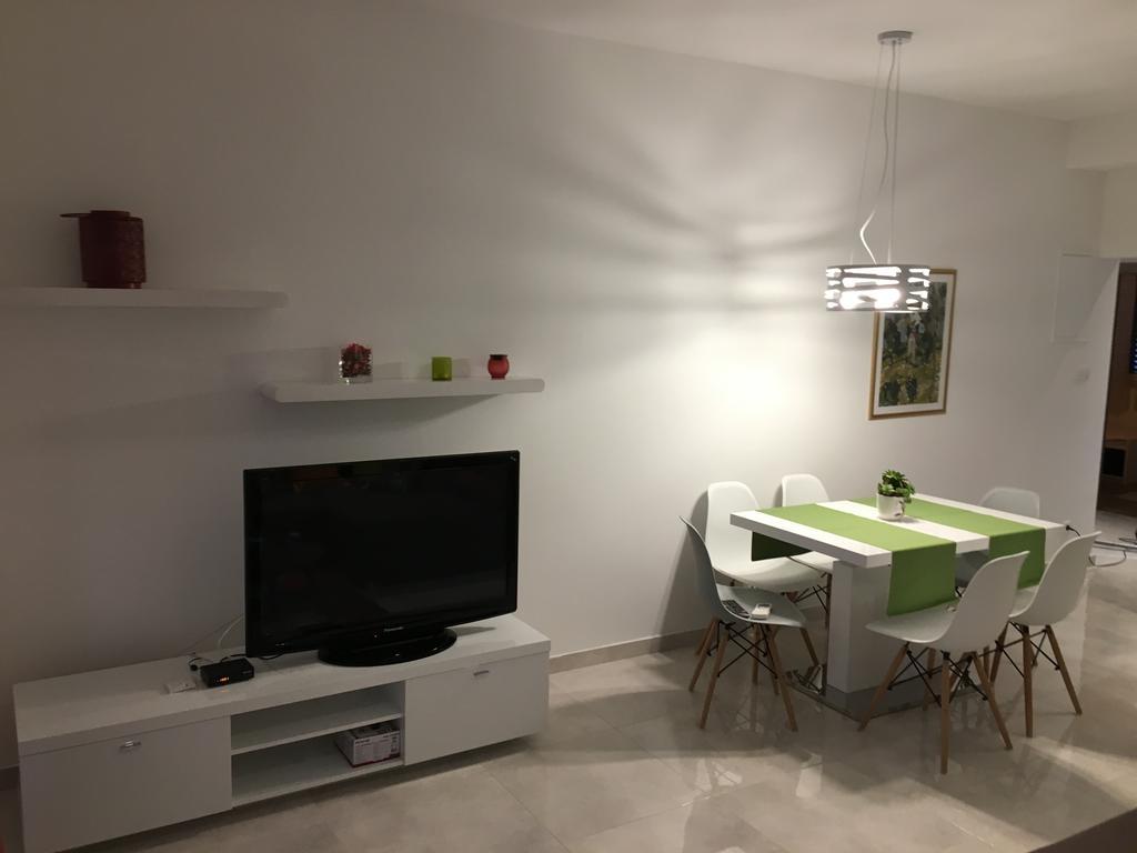 Apartments Ladesta Lastovo ภายนอก รูปภาพ