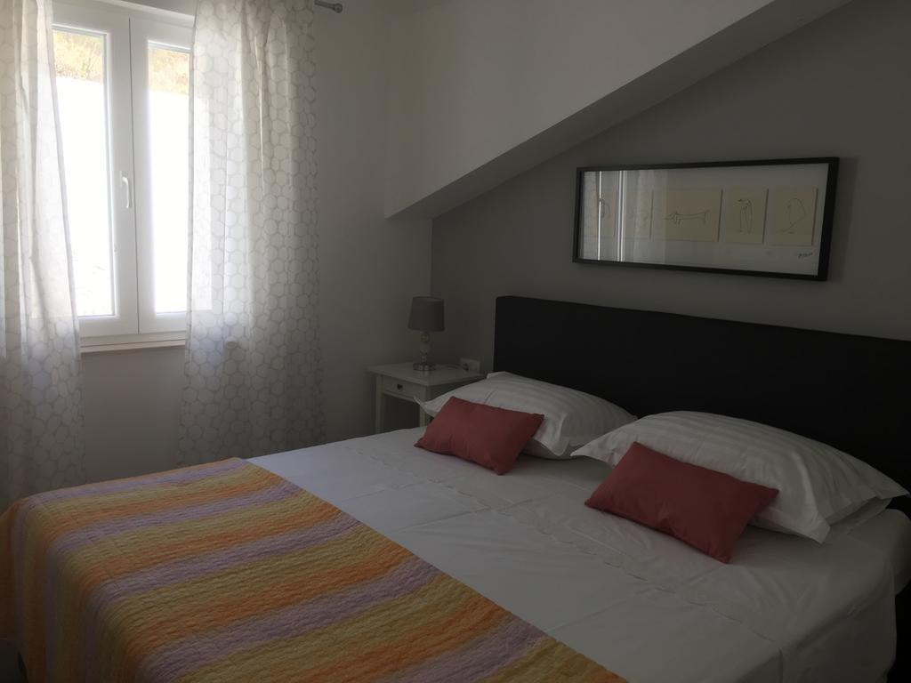 Apartments Ladesta Lastovo ภายนอก รูปภาพ